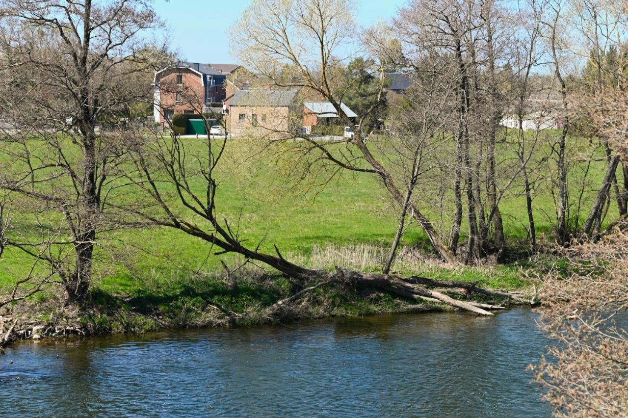 La Petite Maison Dans La Prairie Hotton Buitenkant foto
